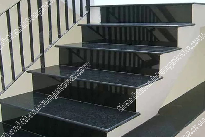 Các mẫu cầu thang đá kim sa hiện nay 